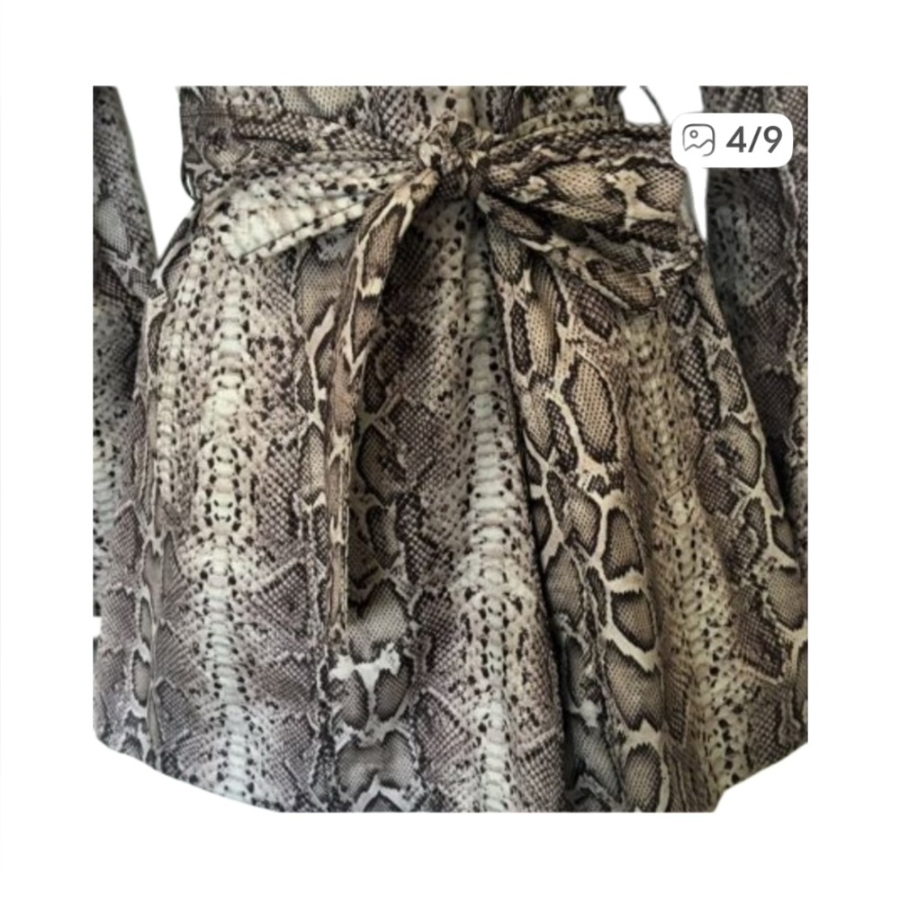 Via Spiga Python Print Short Trench Coat - image 5